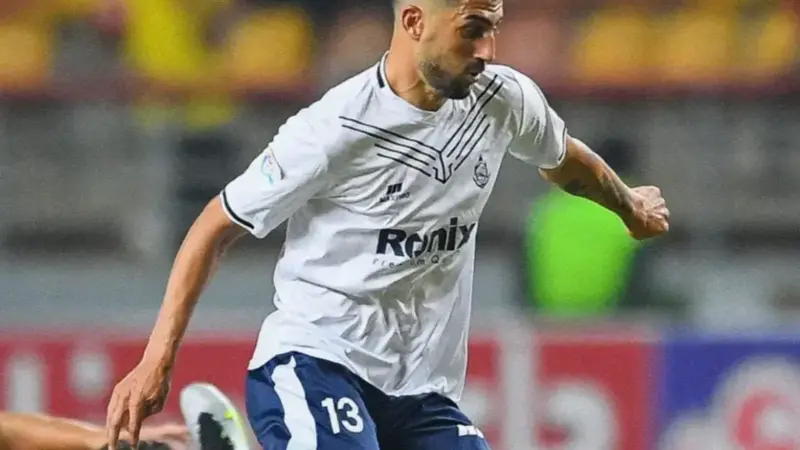 محمد خلیفه چگونه ستاره ملوان را در آستانه گلزنی زمین‌گیر کرد؟