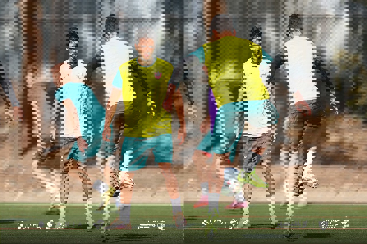 حضور غیرمنتظره یک استقلالی در اردوی پرسپولیس؛ راز پشت پرده چیست؟