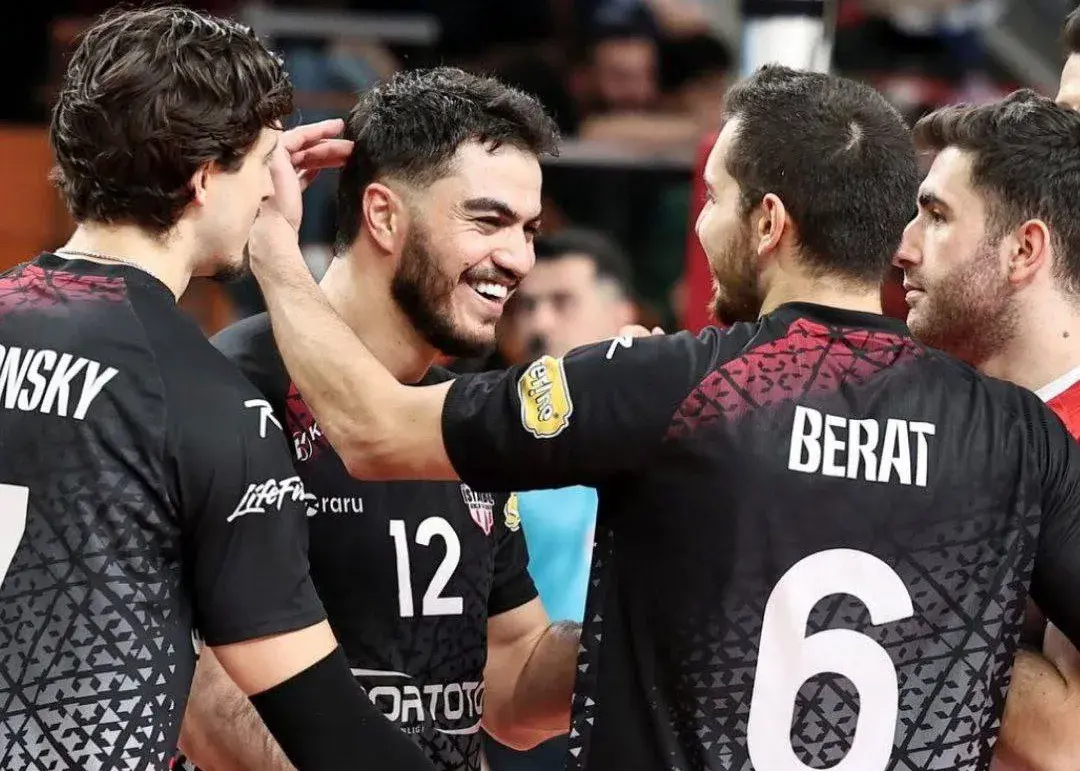 درخشش بی‌نظیر کاپیتان ایرانی در شب شکست سنگین گالاتاسرای!