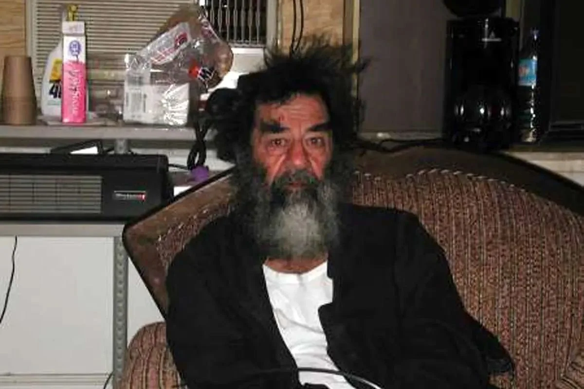 عکس‌های منحصربه‌فرد دستگیری صدام حسین پس از ۲۲ سال؛ رازهای پشت پرده عملیات «سپیده‌دم سرخ» فاش شد!