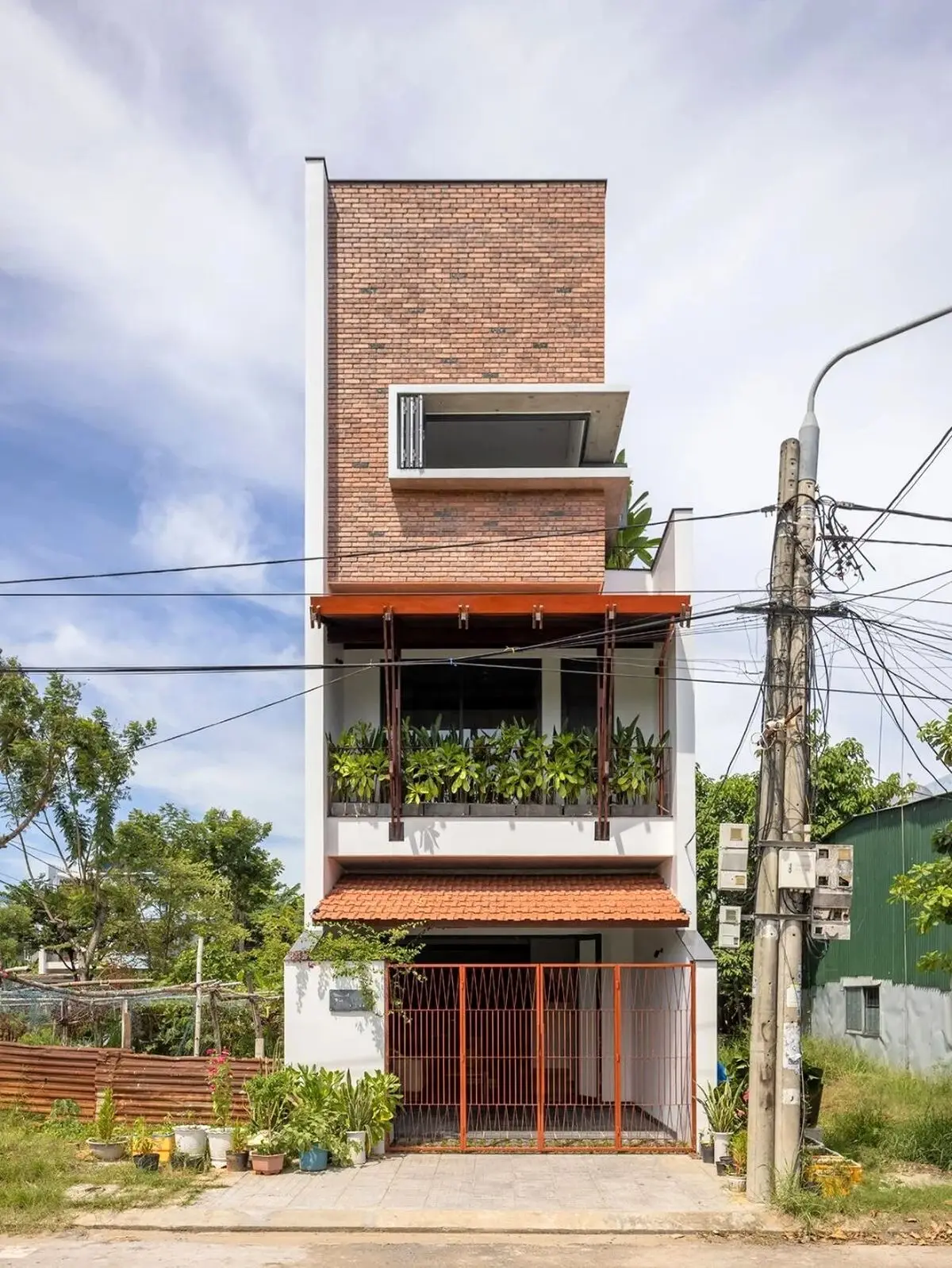 سفر به گذشته با عکس نایاب کتایون ریاحی و فخری خوروش در پشت‌صحنه «پهلوانان نمی‌میرند»