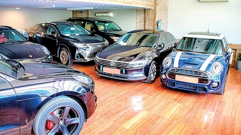 مالیات پرحاشیه خودروهای لوکس حذف شد!