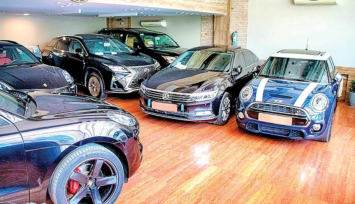 مالیات پرحاشیه خودروهای لوکس حذف شد!