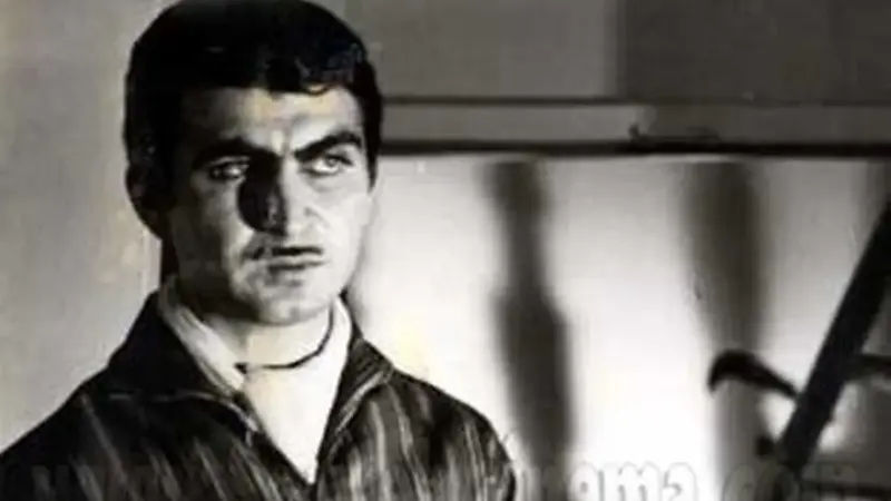 نگاهی نادر به محمد متوسلانی 90 ساله در کنار اکبر عبدی؛ سفر زمان به سینمای قبل انقلاب!