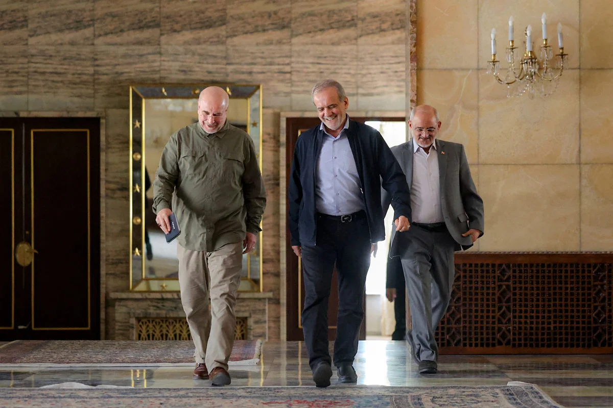 کنایه تند کیهان به اعتراض‌های سران قوا: آیا وقت اتحاد برای مقابله با گرانی نرسیده؟