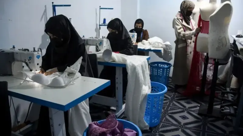 استرالیا به‌خاطر سرکوب زنان در افغانستان، ۴ مقام طالبان را تحریم کرد!