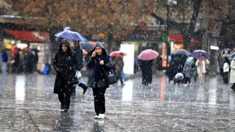 چرا بارش‌های سیل‌آسای اخیر ایران بی‌سابقه بود؟ نگاهی به راز پشت پرده «رودخانه اتمسفری»