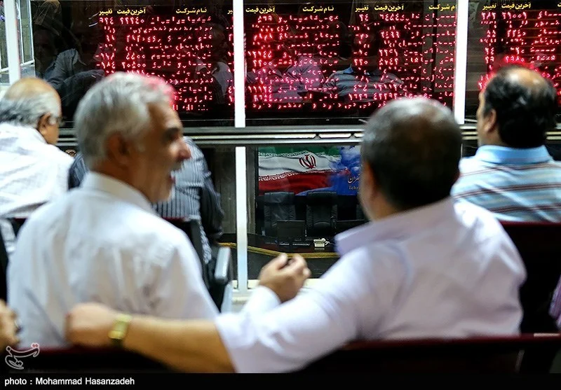 یادداشت ورود سنگین پول حقیقی شاخص را به اوج رساند - وب‌گردی