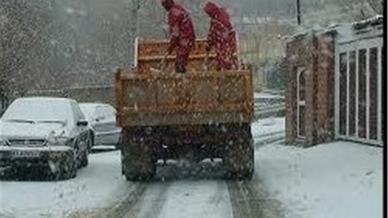 آماده‌باش بی‌سابقه تیم‌های واکنش سریع شهرداری بیرجند برای خدمت‌رسانی بی‌وقفه