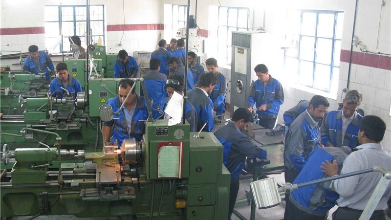 امضای تفاهمنامه‌ای که ۱۲ هنرستان جوار صنعت در خراسان رضوی را متحول می‌کند!