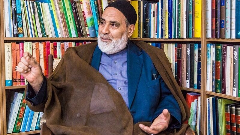 پیرغلام اهل بیت: مداحی بدون نقشه راه پژوهشی به بحران هیجان‌زدگی گرفتار شده است!