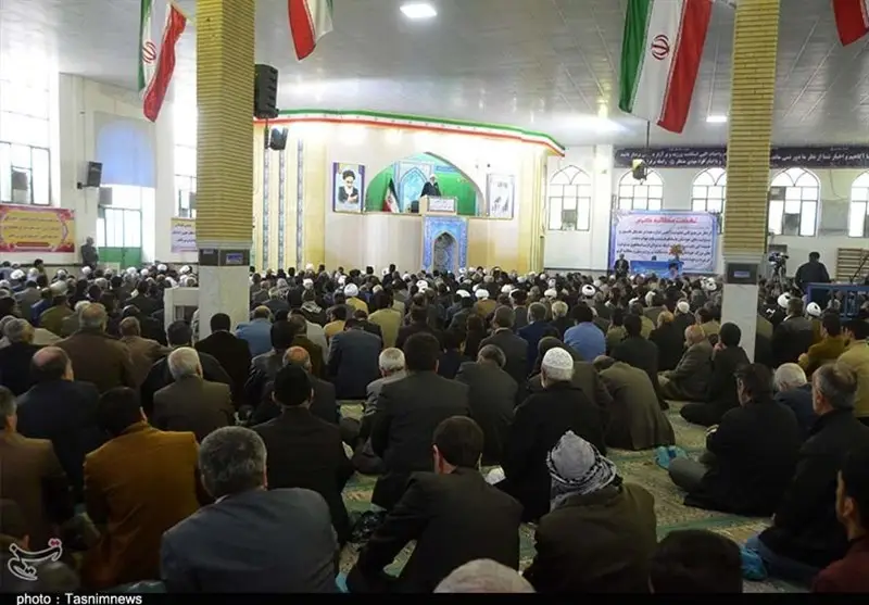 امام جمعه موقت زاهدان هشدار داد: جنگ امروز، نبرد هویت نسل جوان است!