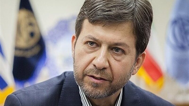 استاندار اصفهان: کشاورزان کلید حل بحران آب در دستان خود دارند!