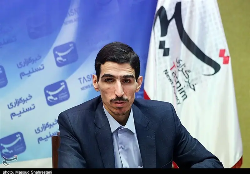 شریعتی با استناد به قانون اساسی: افزایش 20 درصدی حقوق عدالت را زیر سوال برد!