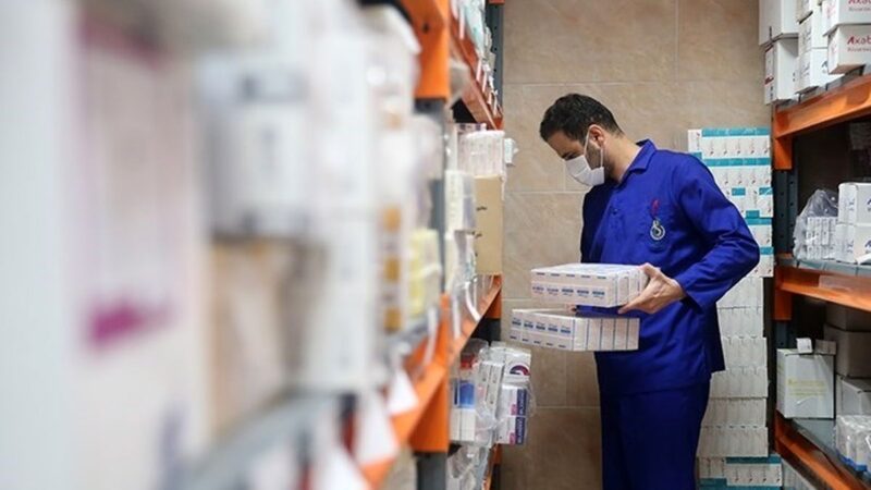 شوک شدید به بیماران؛ داروهای پرمصرف تا ۲۷۰ درصد گران شدند!