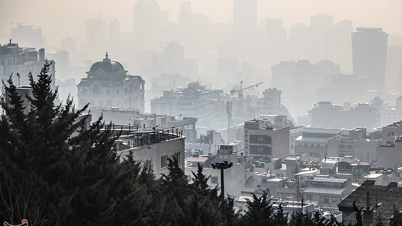 هوای تهران دوباره آلوده شد/ باران هم گره‌گشای پایتخت نیست