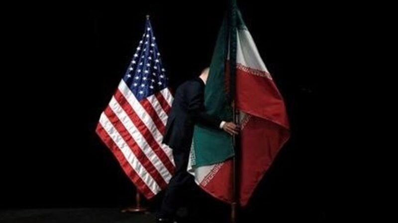 چرا رهبر انقلاب رابطه با آمریکا را «زیان محض» و «تهدید هویتی» می‌داند؟