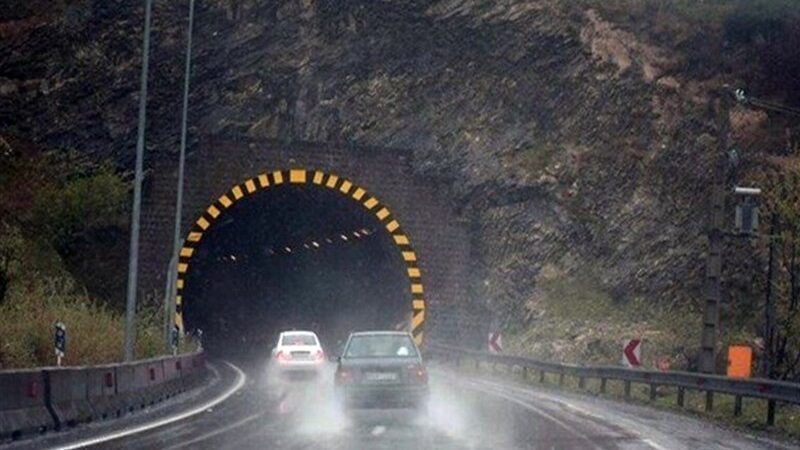 کرمان در بارش‌های اخیر بدون هیچ مانعی؛ همه راه‌ها باز و تردد روان!