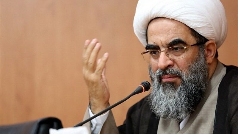 آیت‌الله لنکرانی: ورود قرآن و نهج‌البلاغه به زندگی روزمره مردم، بزرگ‌ترین دستاورد انقلاب اسلامی