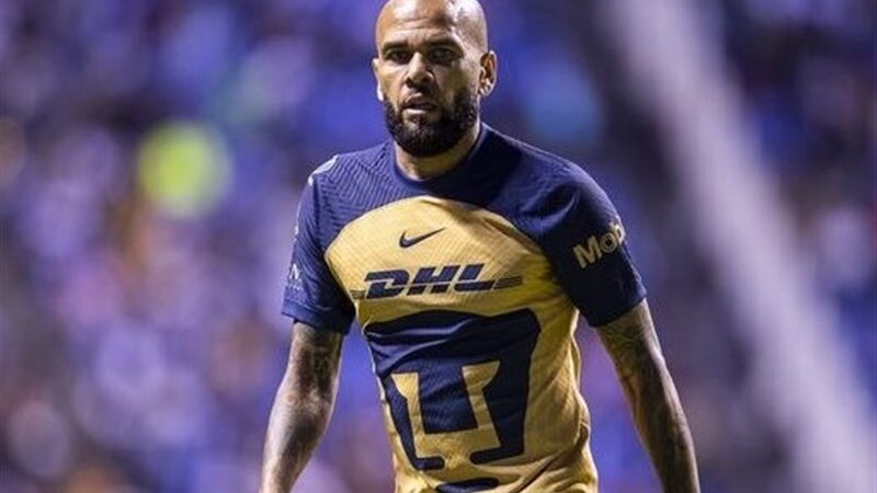 دنی آلوز پس از تبرئه جنجالی، بازگشتی شگفت‌انگیز به دنیای فوتبال در 42 سالگی!