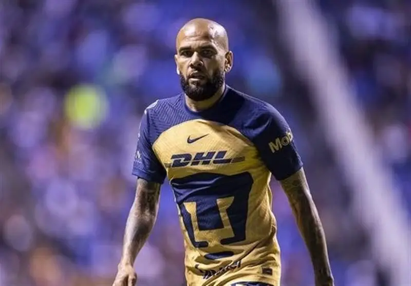 دنی آلوز پس از تبرئه جنجالی، بازگشتی شگفت‌انگیز به دنیای فوتبال در 42 سالگی!