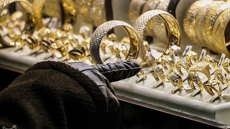 چرا عروس و دامادها به‌زور حلقه می‌خرند؟ طلای 14 میلیونی در رکود بی‌سابقه بازار!
