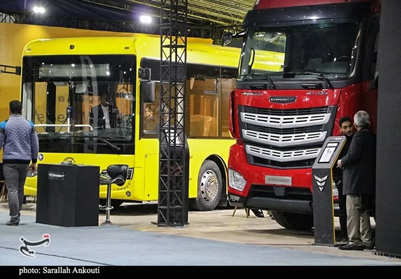 رونمایی از آخرین محصولات خودروهای سنگین در نمایشگاه بین المللی اراک