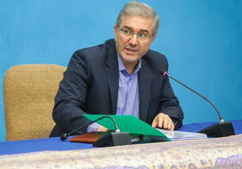 منظور: دانشگاه باید وارد عرصه‌ی حل مسائل کشور شود