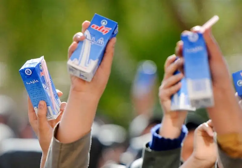 چرا طرح شیر مدارس در کردستان هنوز اجرا نشده؟ غیبت وعده‌ای که سلامت کودکان را تهدید می‌کند!