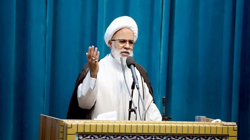 چرا در جنگ رسانه‌ای امروز باید آرایش تهاجمی بگیریم؟ نکات مهم از خطبه‌های نماز جمعه کرمانشاه