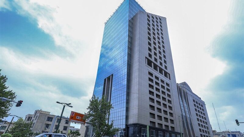 ثبت بالاترین رکورد ارزش معاملات خرد در سال 1404