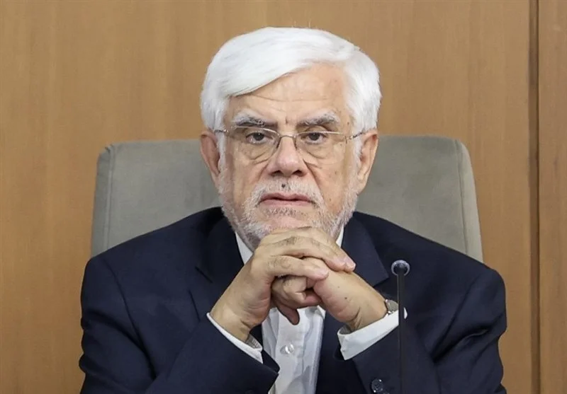 عارف: چرا دولت هنوز دغدغه معیشت معلمان و اساتید را جدی نگرفته؟