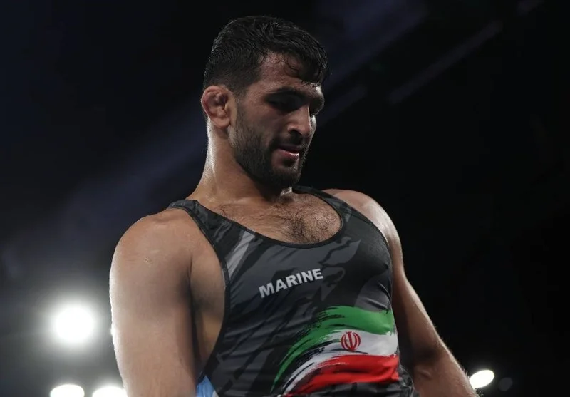 بازگشت درخشان حسن یزدانی پس از 15 ماه؛ پیروزی قاطع در اولین کشتی پس از جراحی!