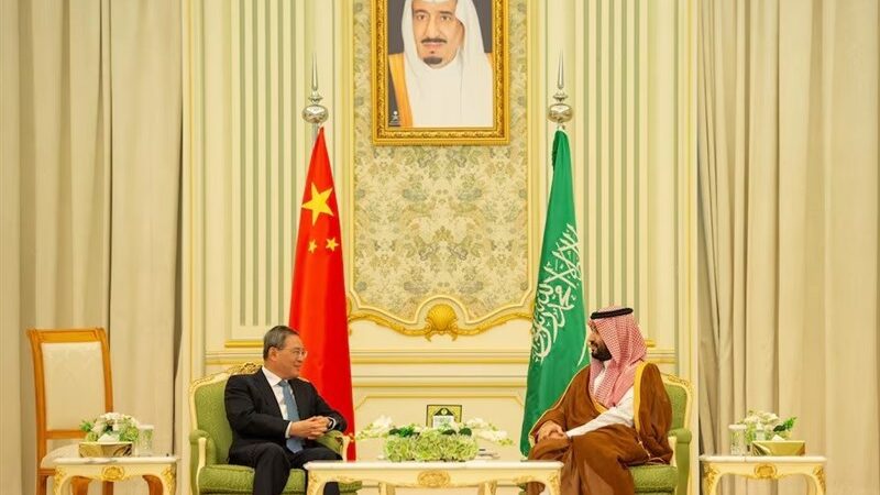 محمد بن سلمان: همکاری نفت و هوش مصنوعی با چین؛ رد فشارهای آمریکا!