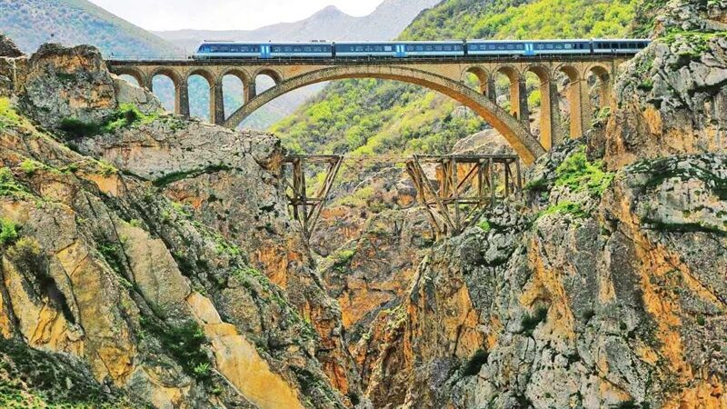 لغو واگذاری رجا به تامین اجتماعی؛ آیا سرنوشت قطارهای مسافری تغییر می‌کند؟