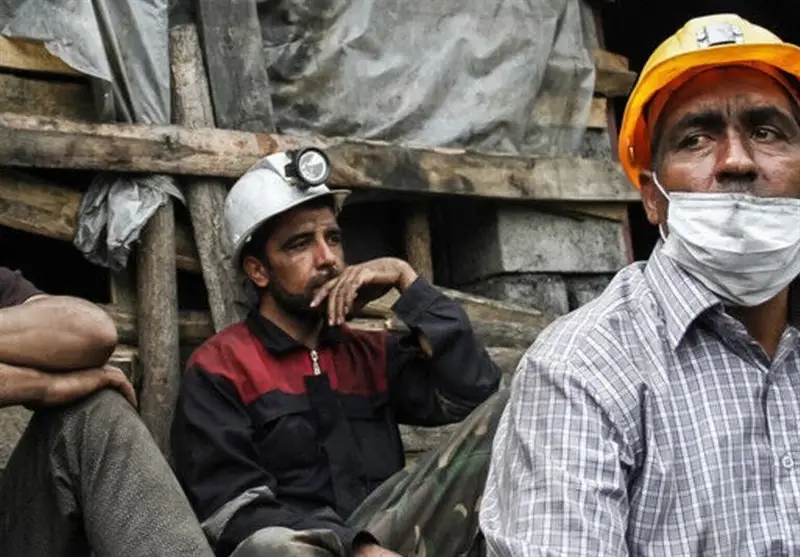 شبح بیکاری وحشتناک بر سر کارگران بدون قرارداد؛ سکوت دردناک در برابر اجحاف‌های آشکار