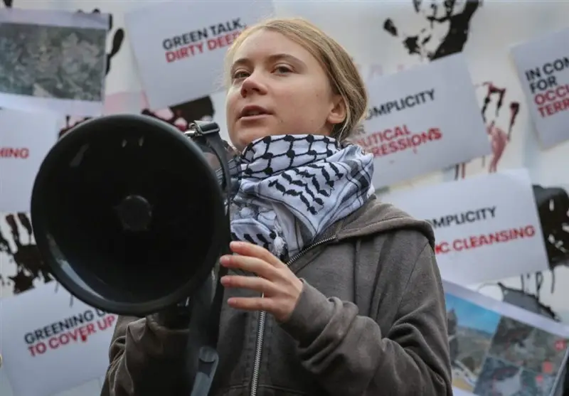 دستگیری گرتا تونبرگ در تظاهرات حمایت از فلسطین در لندن جنجال‌ساز شد!