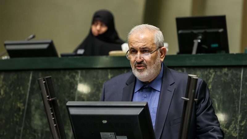 وزیر نیرو هشدار داد: بحران آب، بزرگ‌ترین تهدید پیش‌روی ایران!