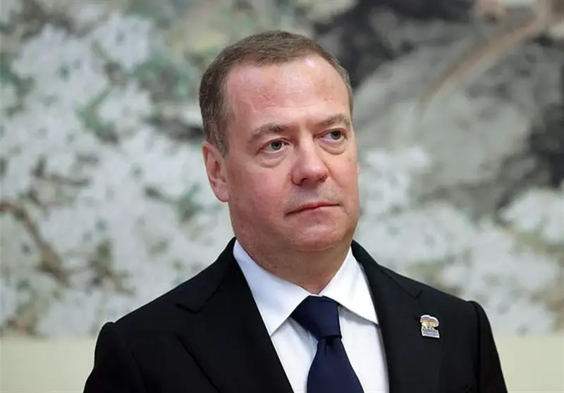 ادعای جنجالی مدودف: طالبان نسبت به نهادهای غربی تهدید کمتری برای روسیه داشته است!