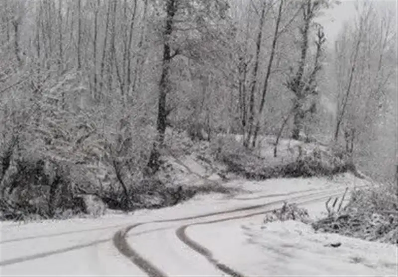 بارش نخستین برف؛ راهداری کهگیلویه و بویراحمد در آزمونی سخت و چالش‌برانگیز! آیا مدیریت زمستانی ناکام ماند؟