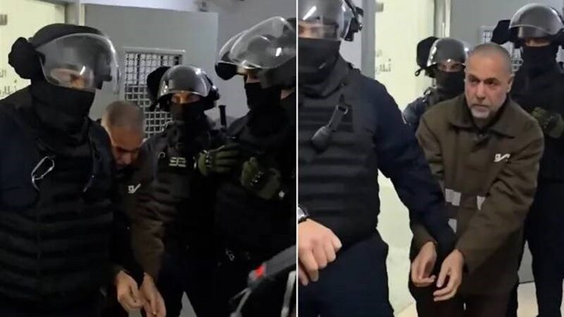 یک سال اسارت پزشک قهرمان غزه که جان بیماران را بر نجات خود ترجیح داد