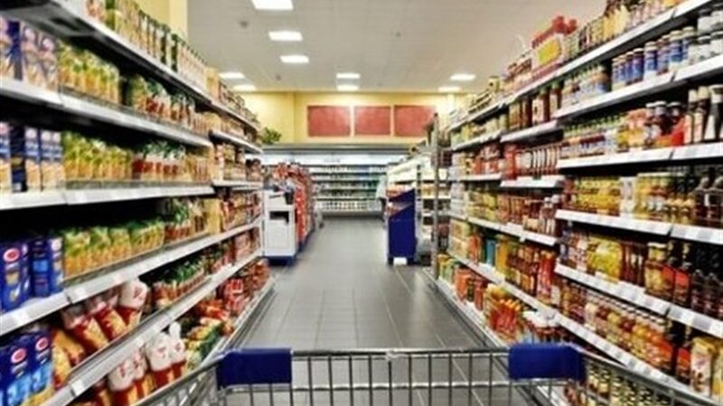 دستگیری گران‌فروشان کالاهای اساسی در بجنورد؛ قیمت مصوب جدی‌تر از همیشه اعمال می‌شود!