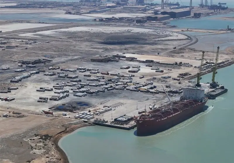 آغاز عبور کشتی‌های پهن‌پیکر تجاری از بندر نگین بوشهر؛ تحول بزرگ اقتصادی در راه است!