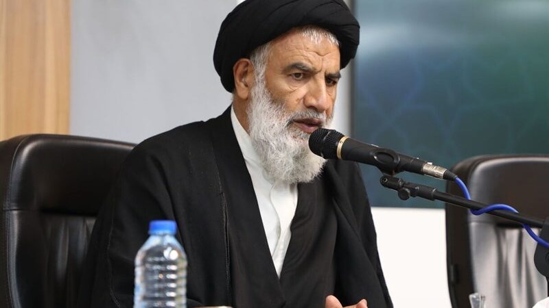 آموزش مهدویت در مدارس و دانشگاه‌ها باید پررنگ‌تر شود