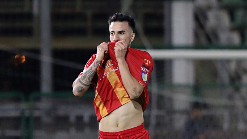 یحیی گل‌محمدی با یک برد حیاتی، 3 امتیاز را پس گرفت!