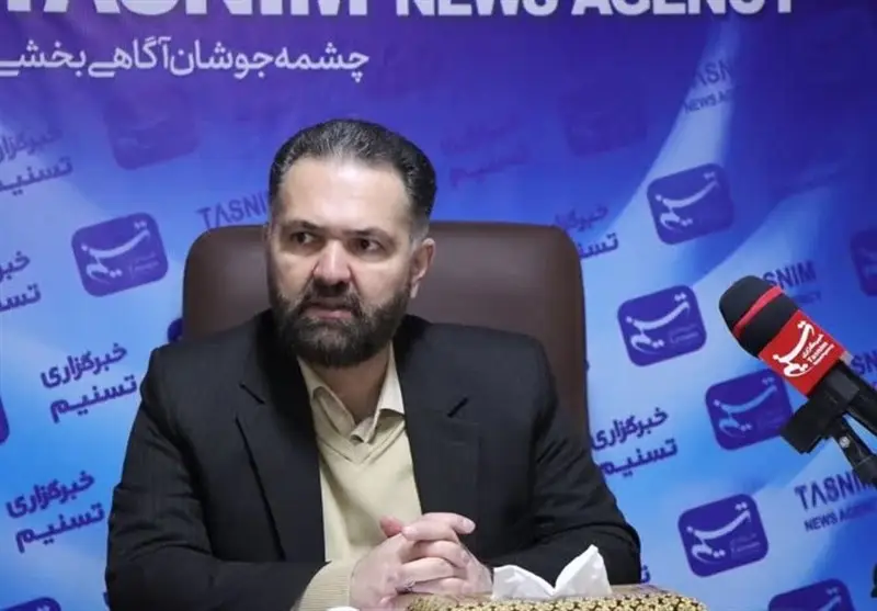 کشف حیرت‌انگیز 4 تن آرد قاچاق در انباری یک دامداری در استان مرکزی!