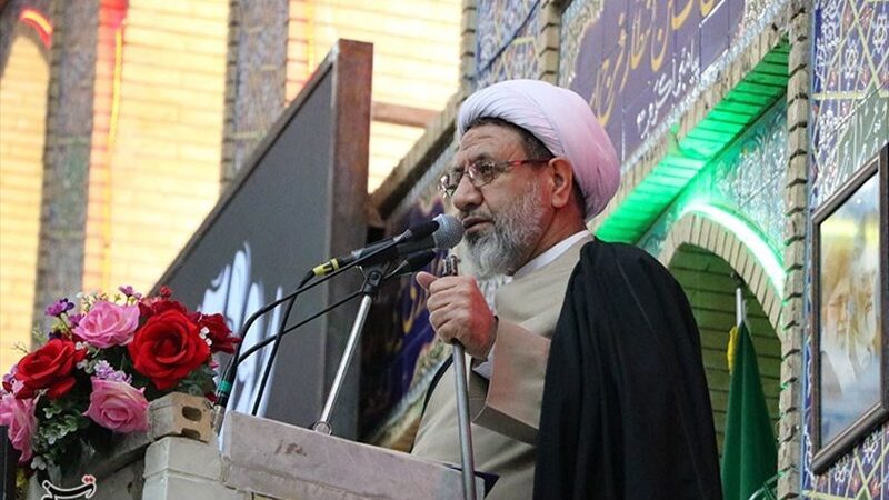 امام جمعه کرمان: 9 دی و جنگ ترکیبی اخیر، شکست تاریخی دشمن مقابل ملت ایران بود!