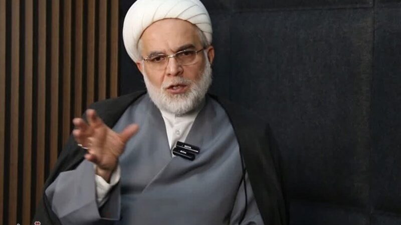 نماینده ولی‌فقیه کردستان: ماه رجب؛ کلید رستگاری و تحول زندگی شما!