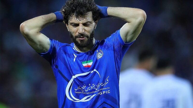 تکذیب مشکل صدور کارت ماشاریپوف؛ طاهری: او بازیکن رسمی استقلال است!