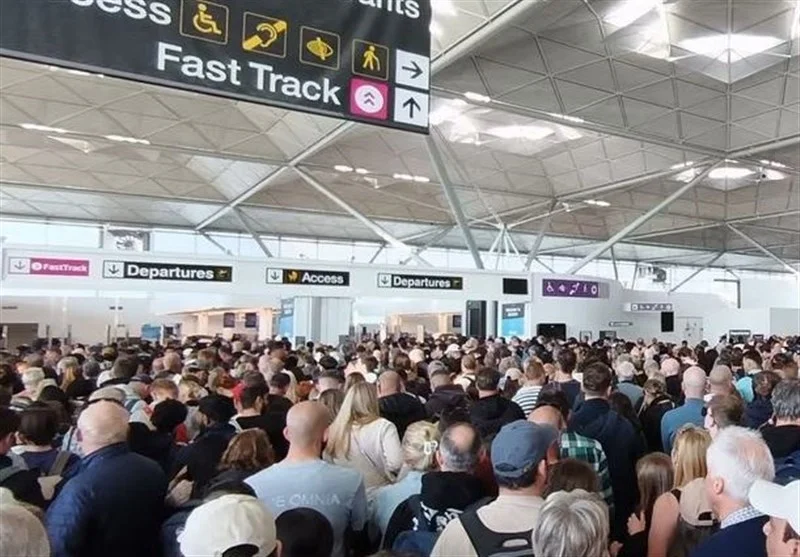 اختلال در پروازهای فرودگاه لندن به دلیل اعتصاب کارکنان